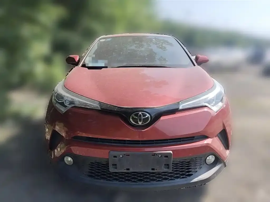 Toyota C-HR — фото 2
