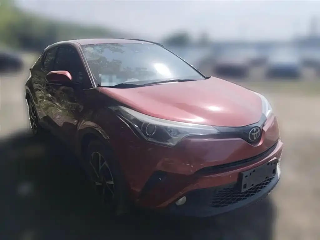 Toyota C-HR — фото 3