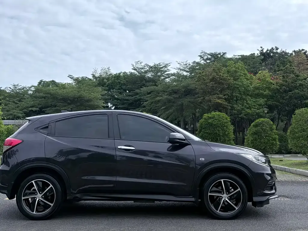 Honda Vezel 2021 из CN, фото 3
