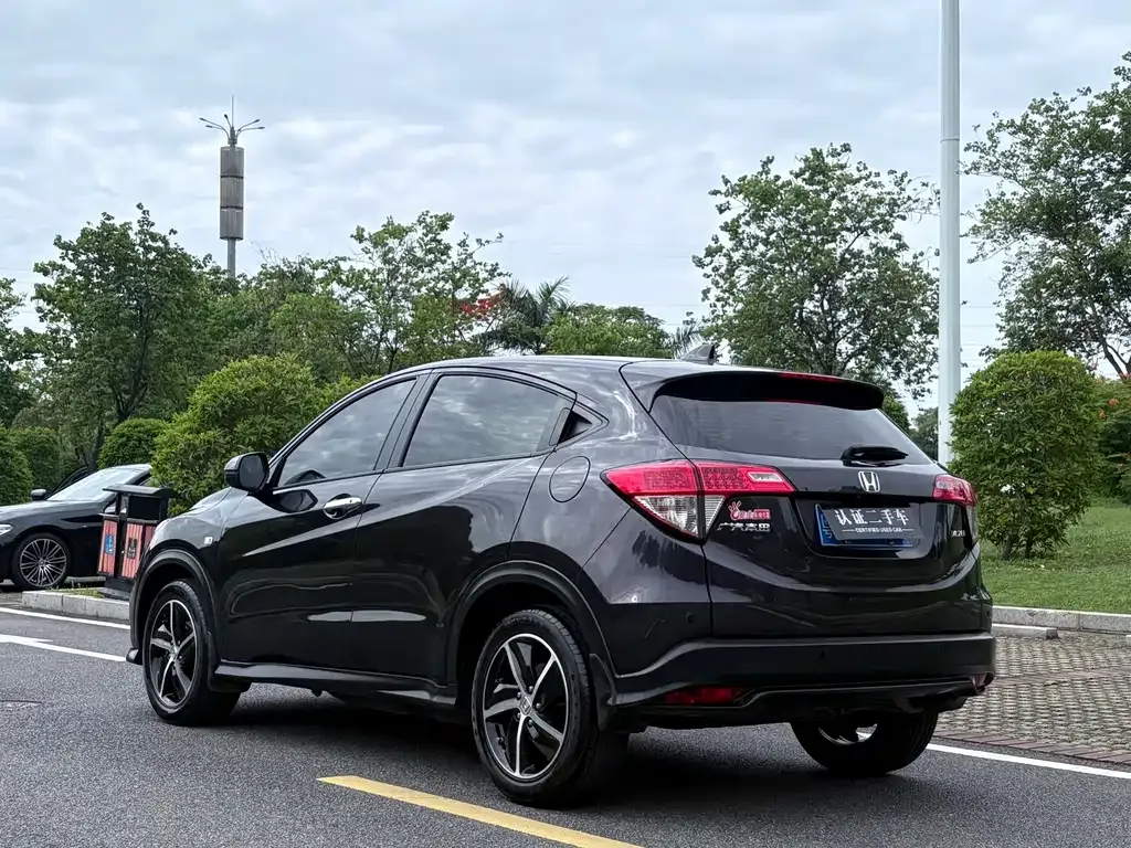 Honda Vezel 2021 из CN, фото 8
