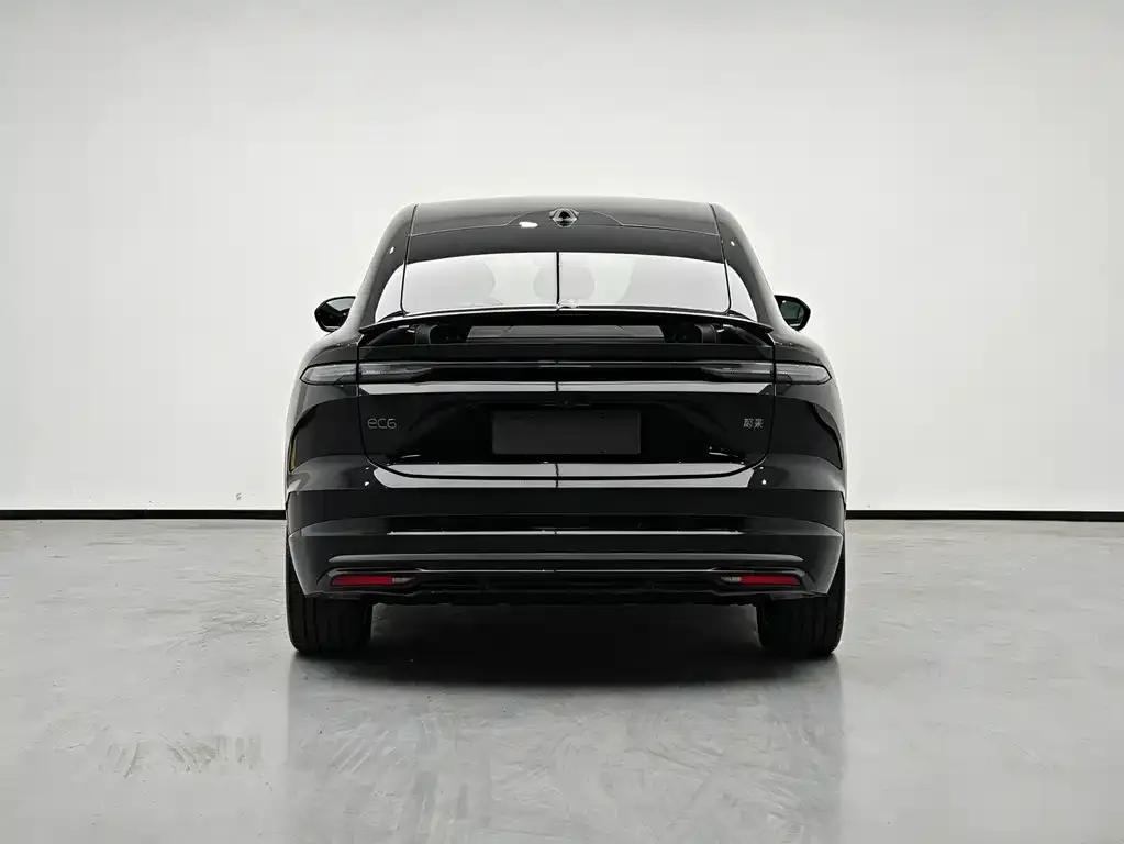 NIO EC6 — фото 8