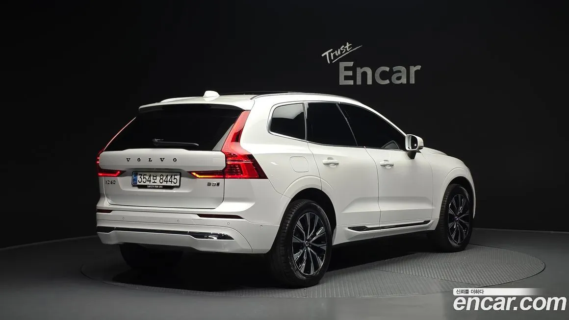 Volvo XC60 2024 из KR, фото 2