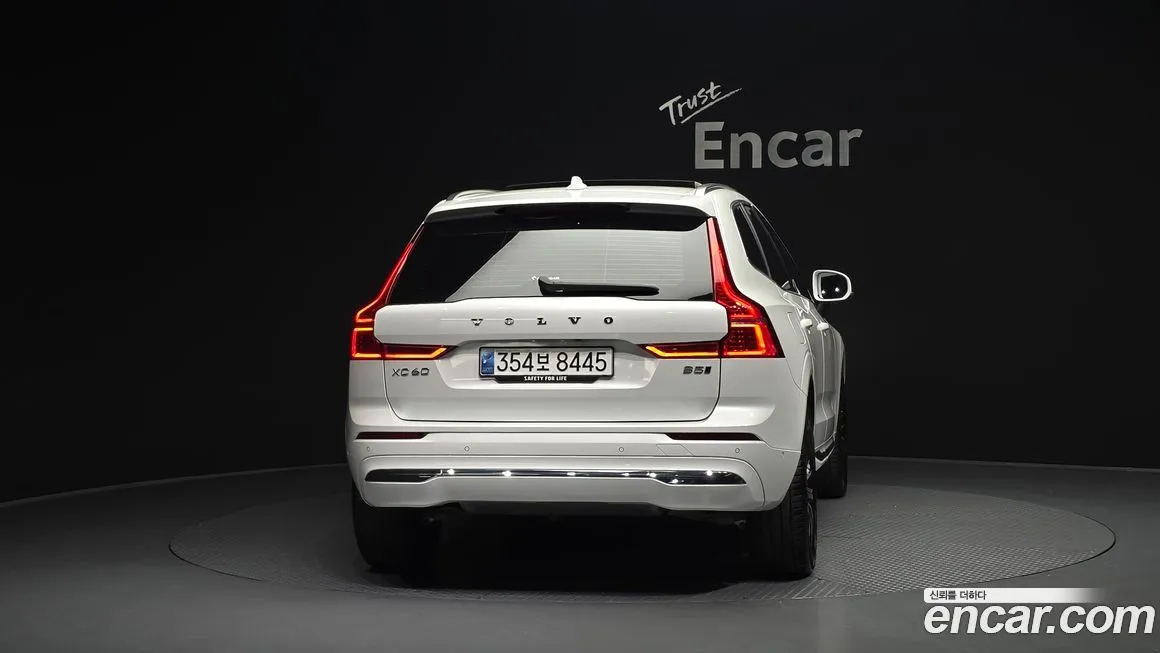 Volvo XC60 2024 из KR, фото 4