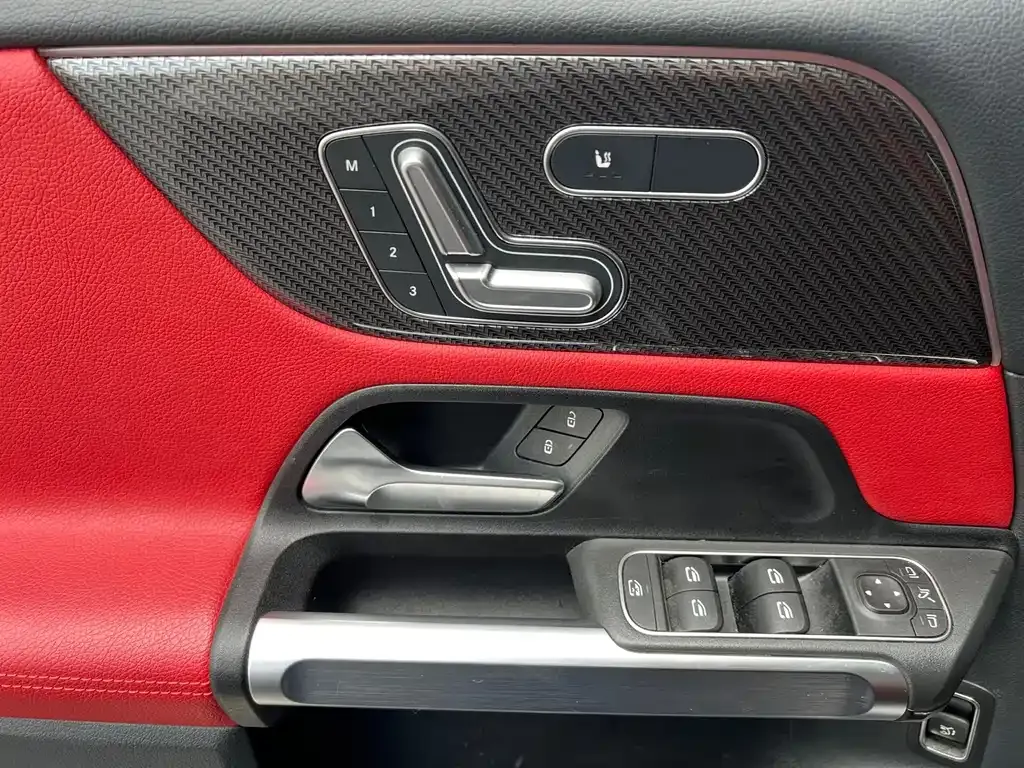 Mercedes-Benz GLB AMG 2023 из CN, фото 4