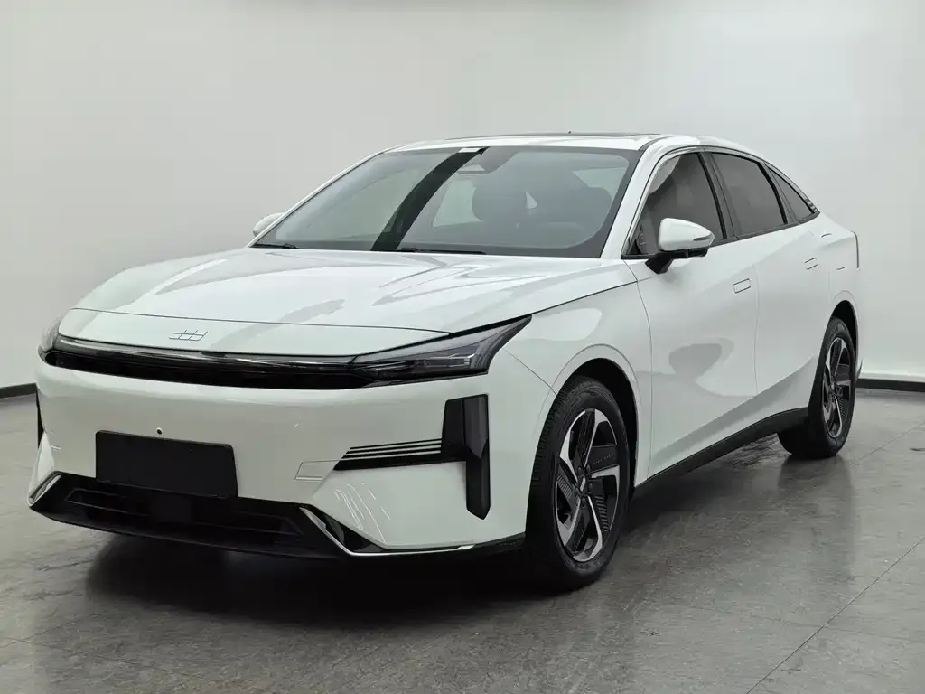 Geely Galaxy L6