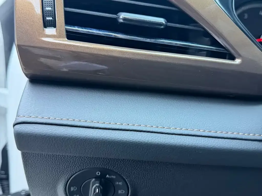 Volkswagen Tharu — фото 4