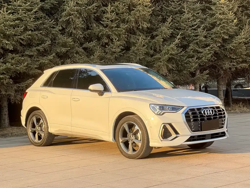 Audi Q3 — фото 5