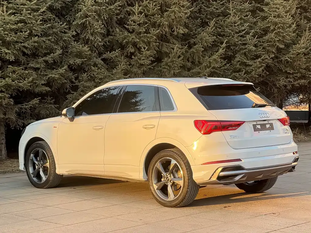 Audi Q3 — фото 6