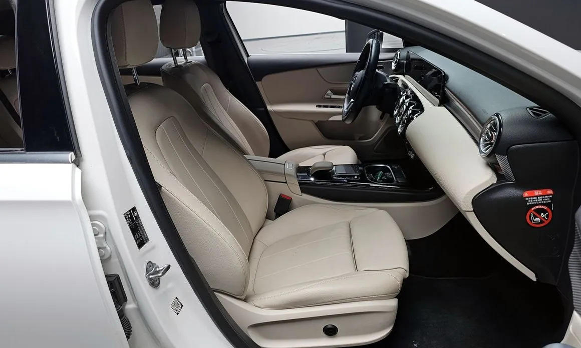 Mercedes-Benz A-Class 2023 из KR, фото 10