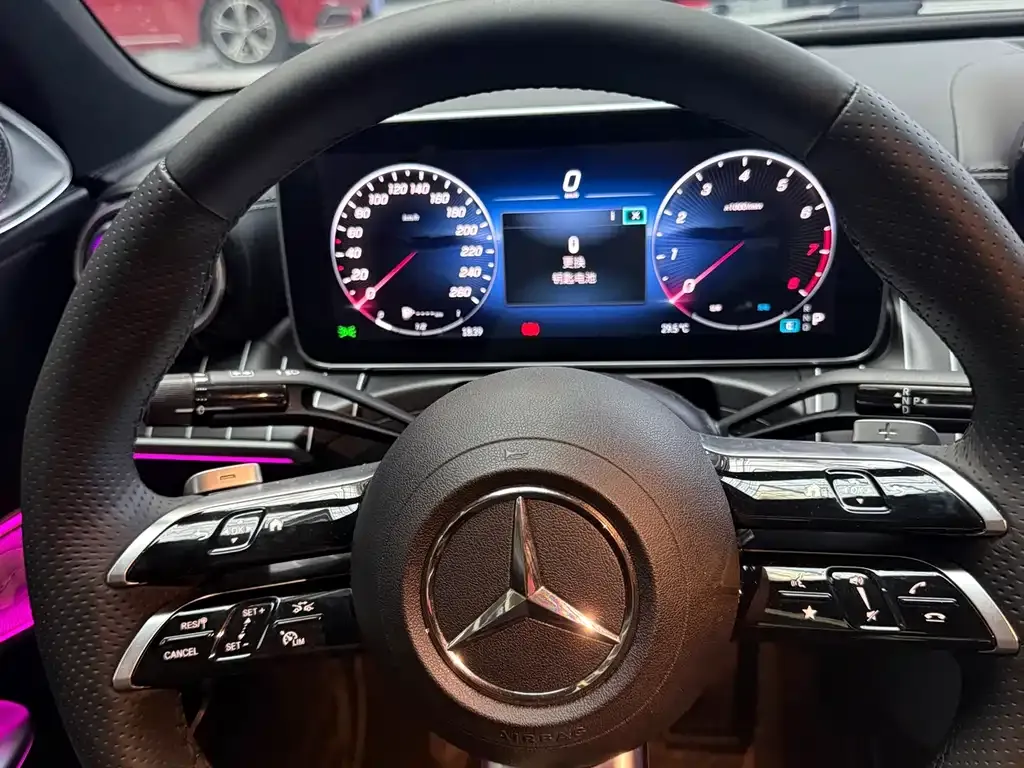 Mercedes-Benz C-Class — фото 10