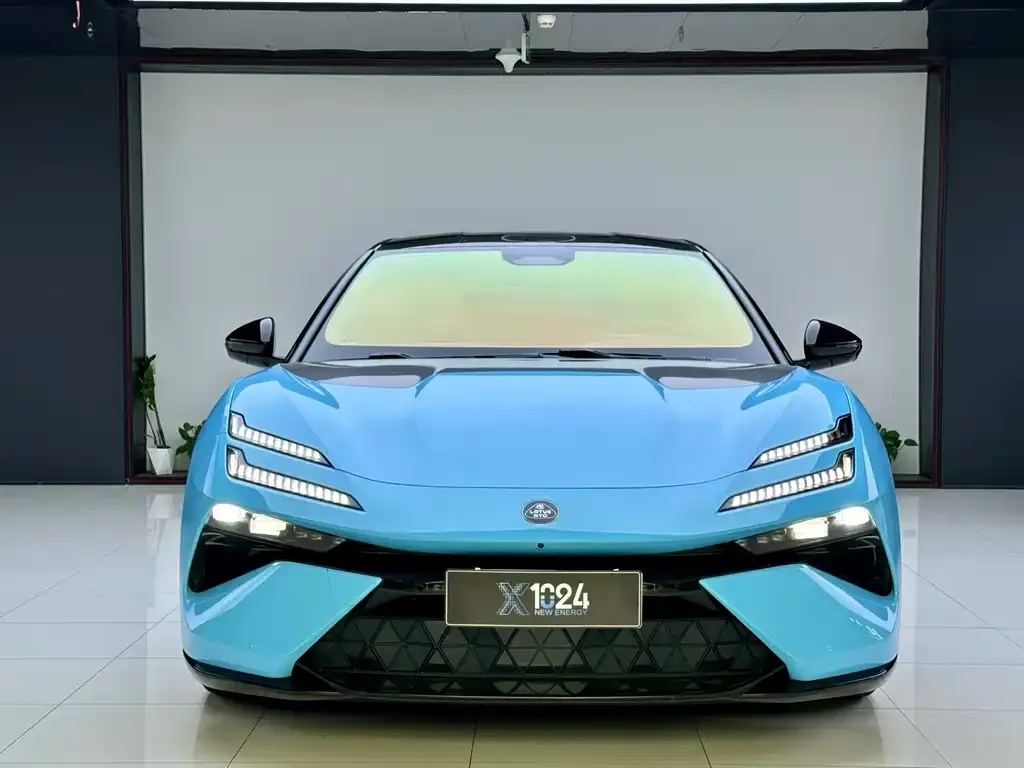 Lotus Emeya 2025 из CN, фото 2