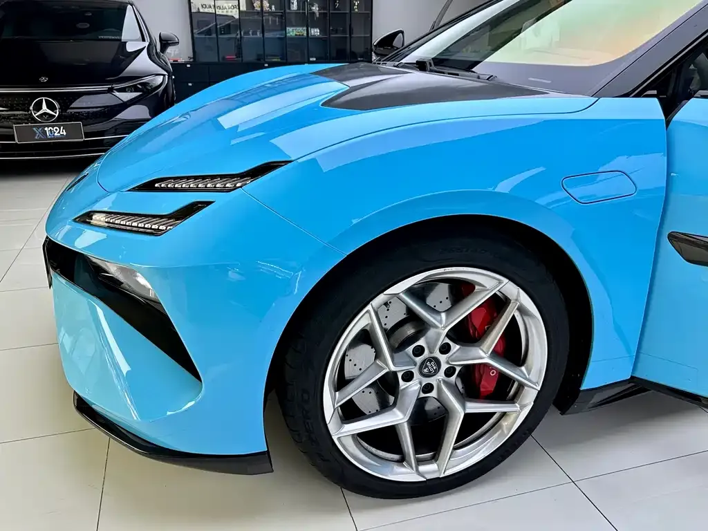 Lotus Emeya 2025 из CN, фото 4