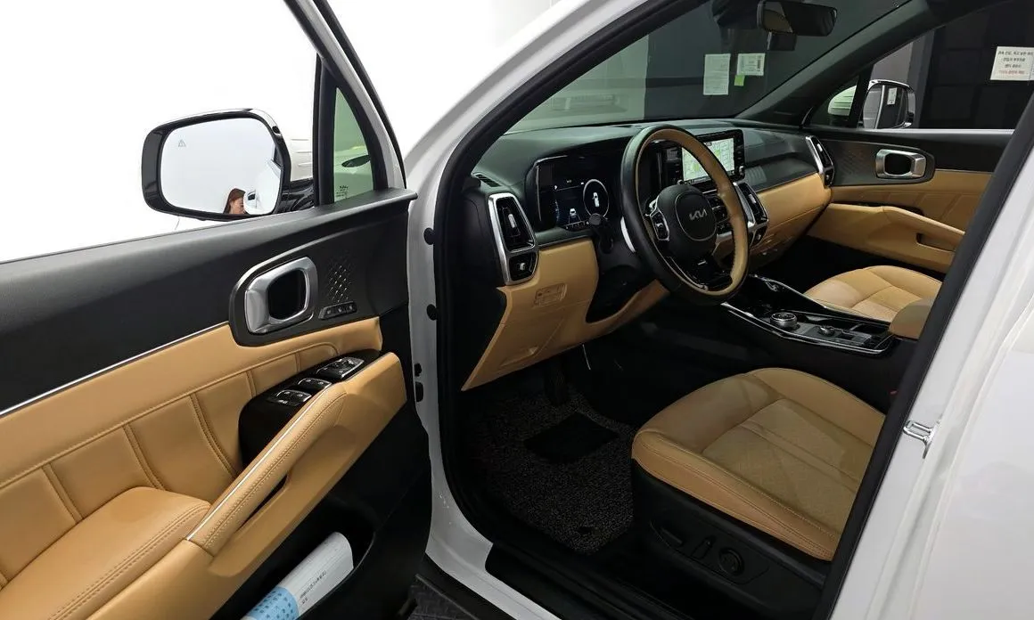 Kia Sorento — фото 8