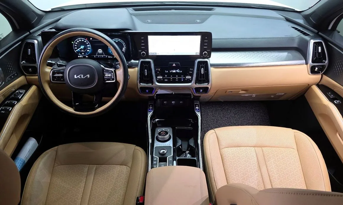 Kia Sorento — фото 9