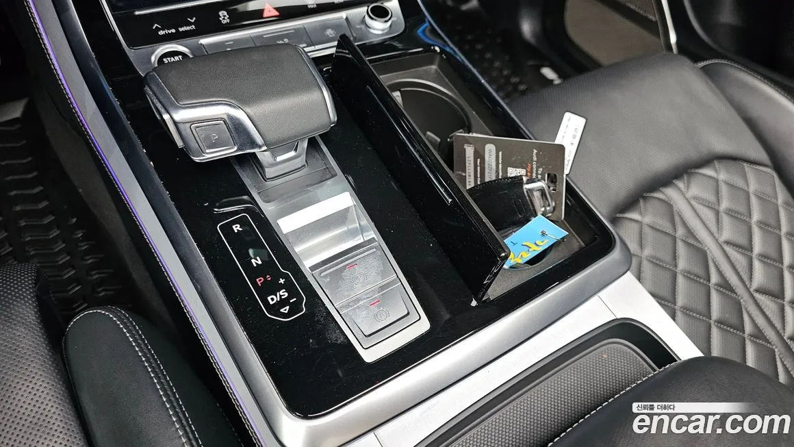Audi Q8 2021 из KR, фото 10