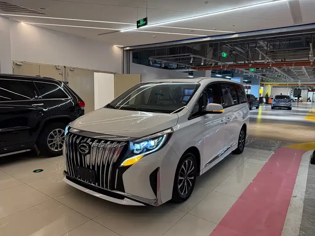 GAC Motor Trumpchi M8 — фото 1