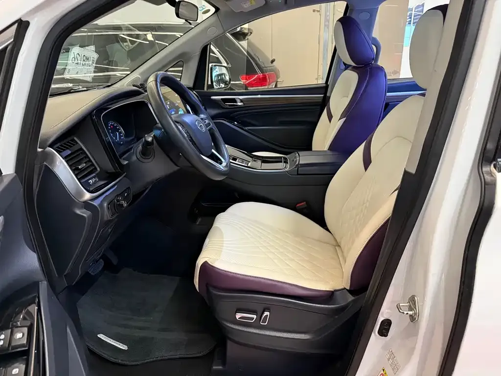 GAC Motor Trumpchi M8 — фото 6