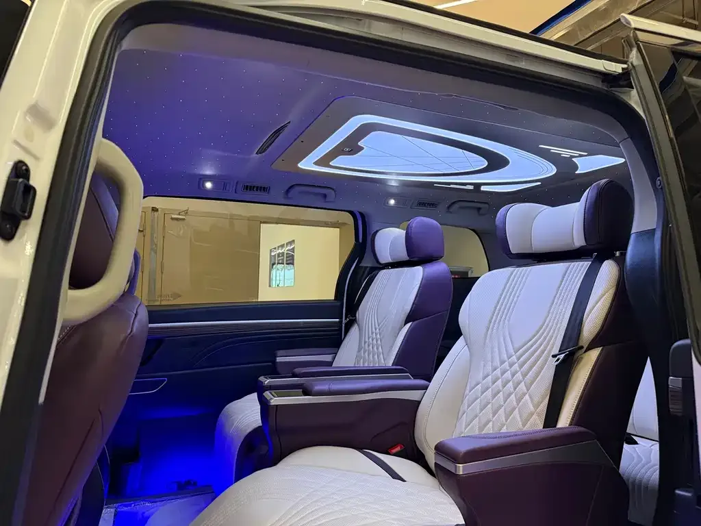 GAC Motor Trumpchi M8 — фото 10