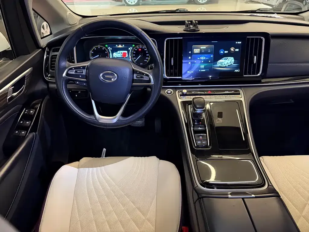GAC Motor Trumpchi M8 — фото 7