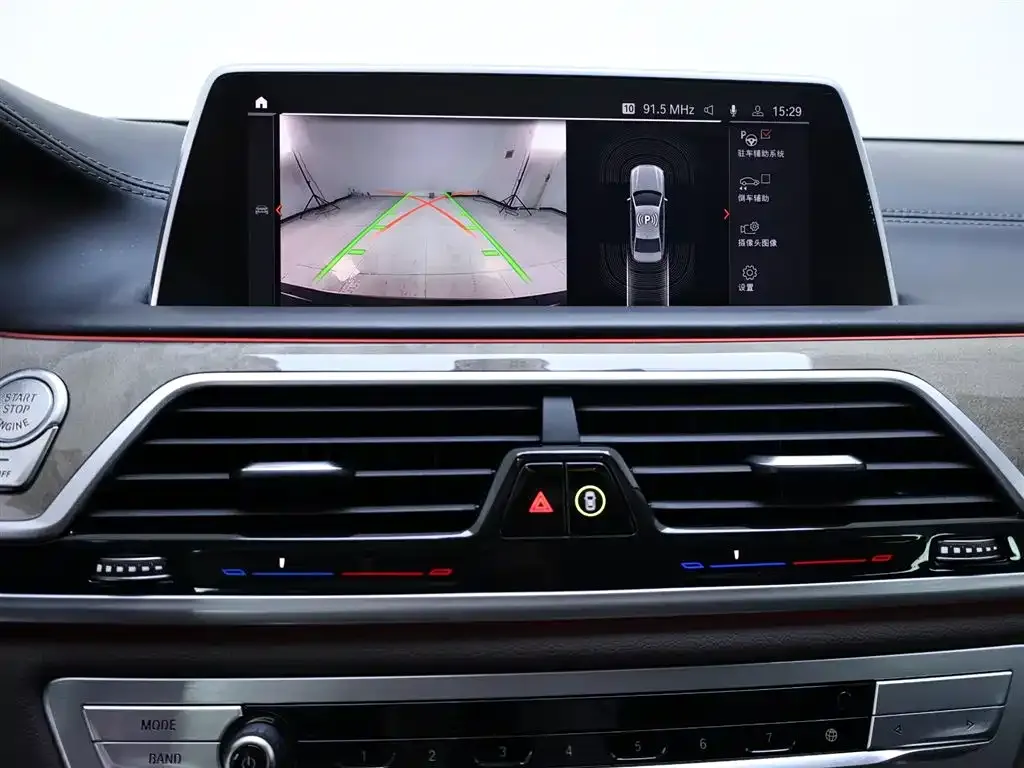 BMW 7 Series 2022 из CN, фото 7