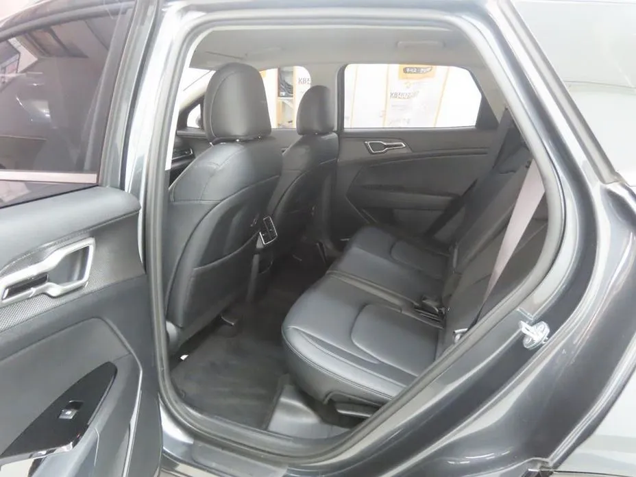 Kia Sportage — фото 8