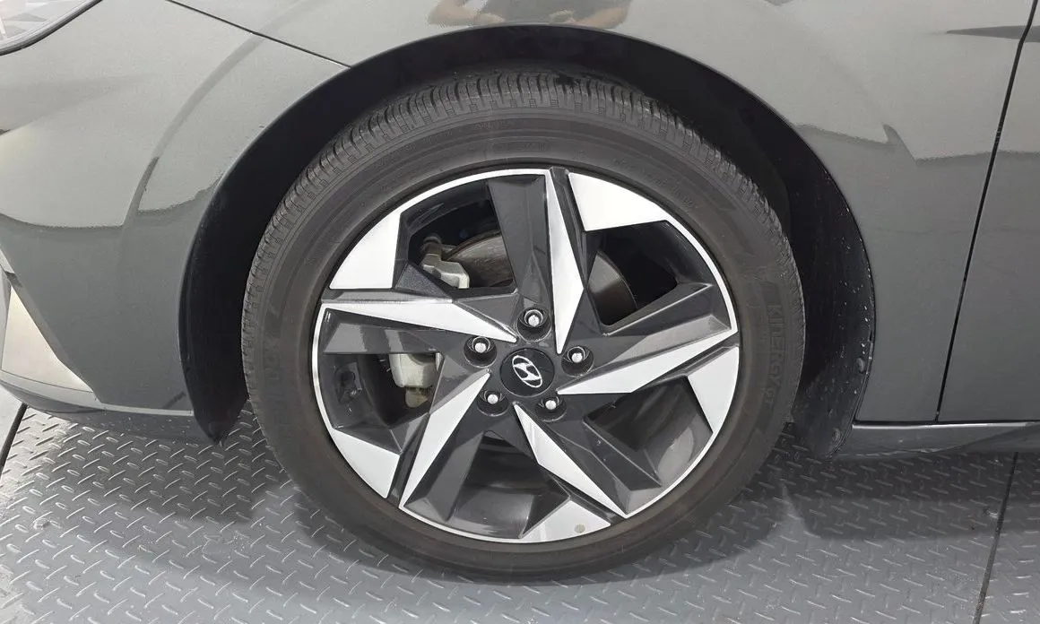 Hyundai AVANTE — фото 10