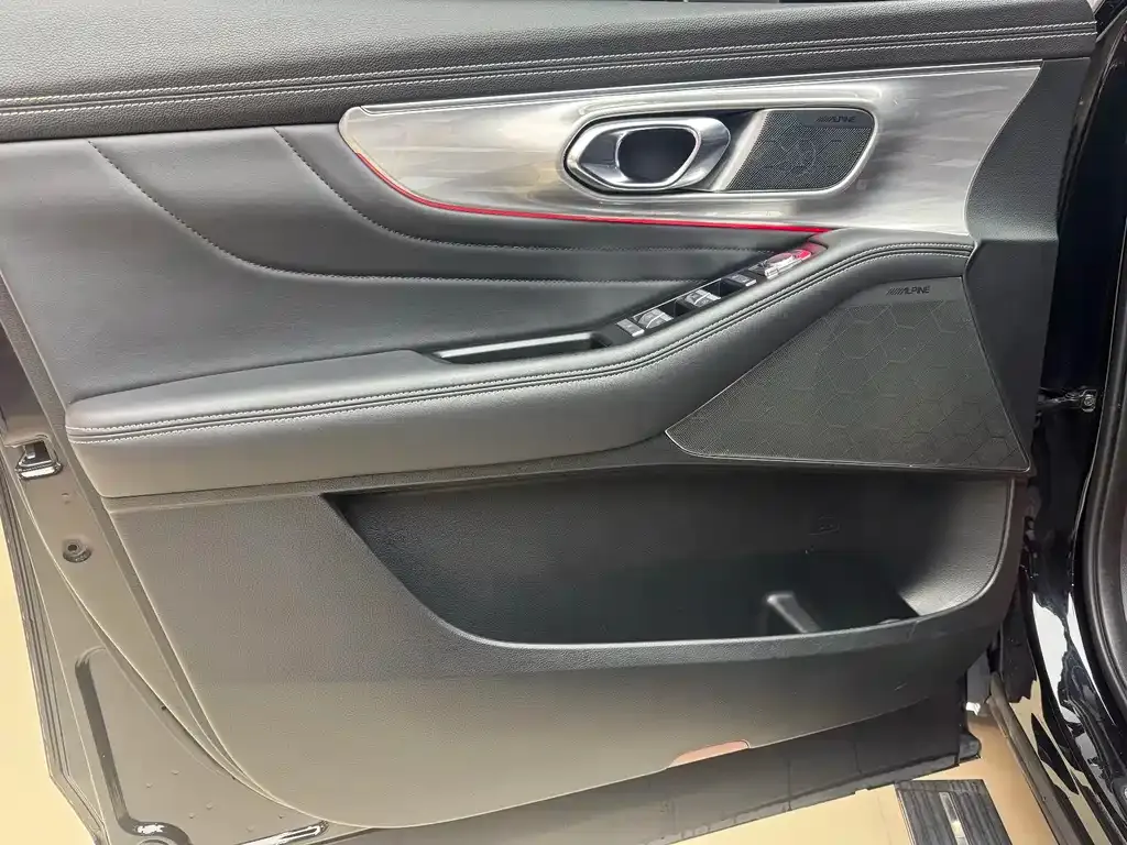 GAC Motor Trumpchi GS8 — фото 10
