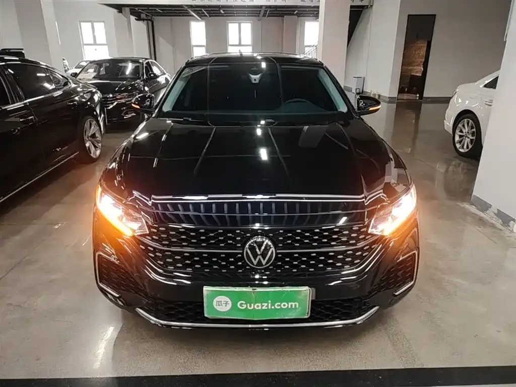 Volkswagen Passat — фото 5