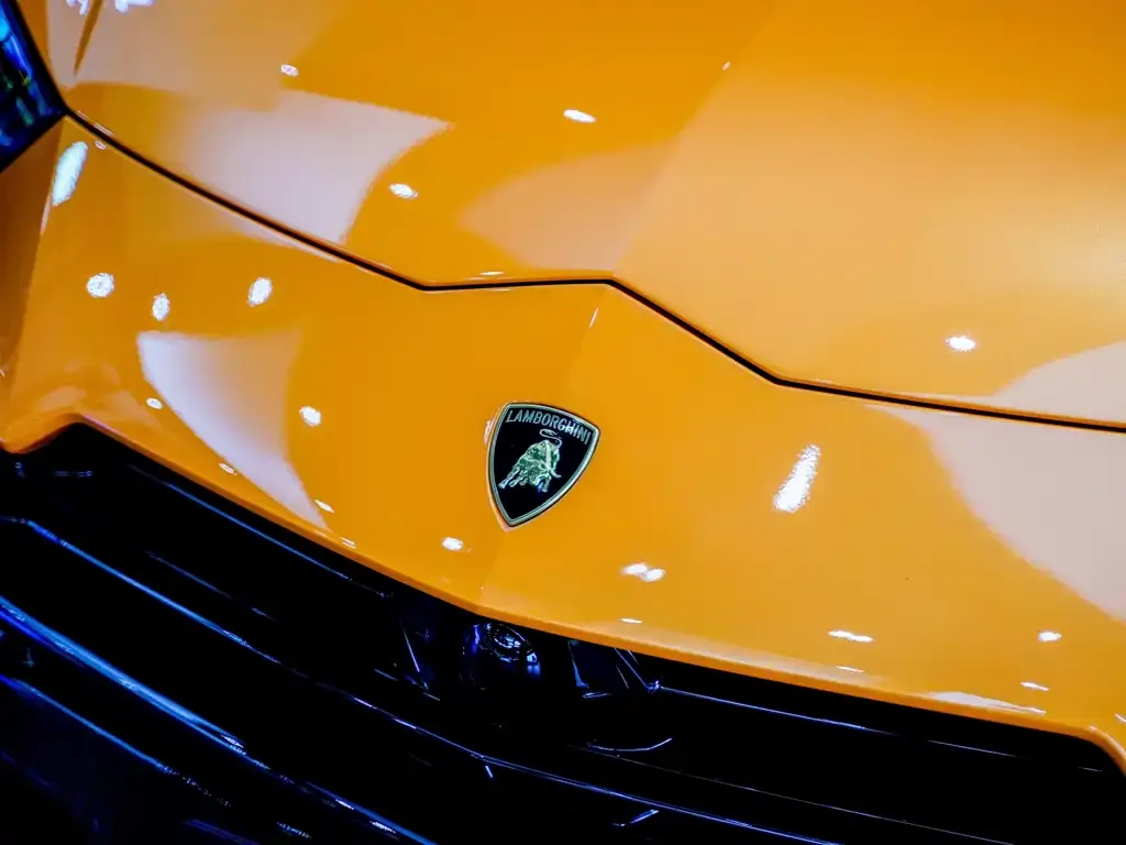 Lamborghini Urus — фото 6