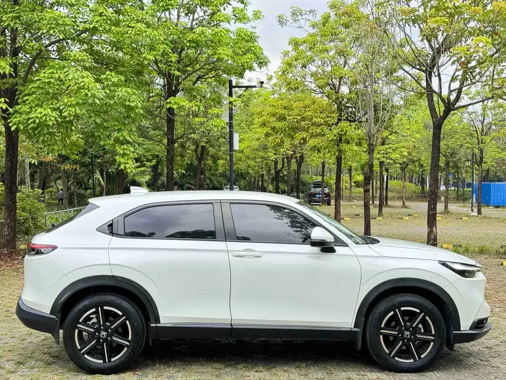 Honda Vezel — фото 10