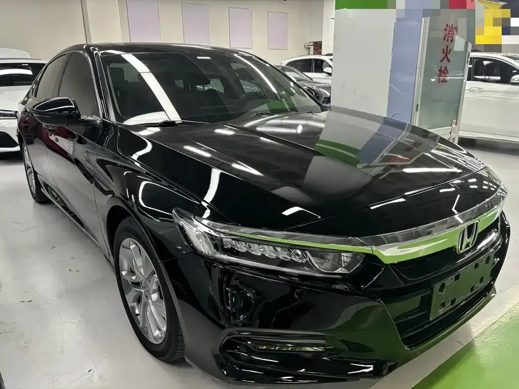 Honda Accord — фото 5