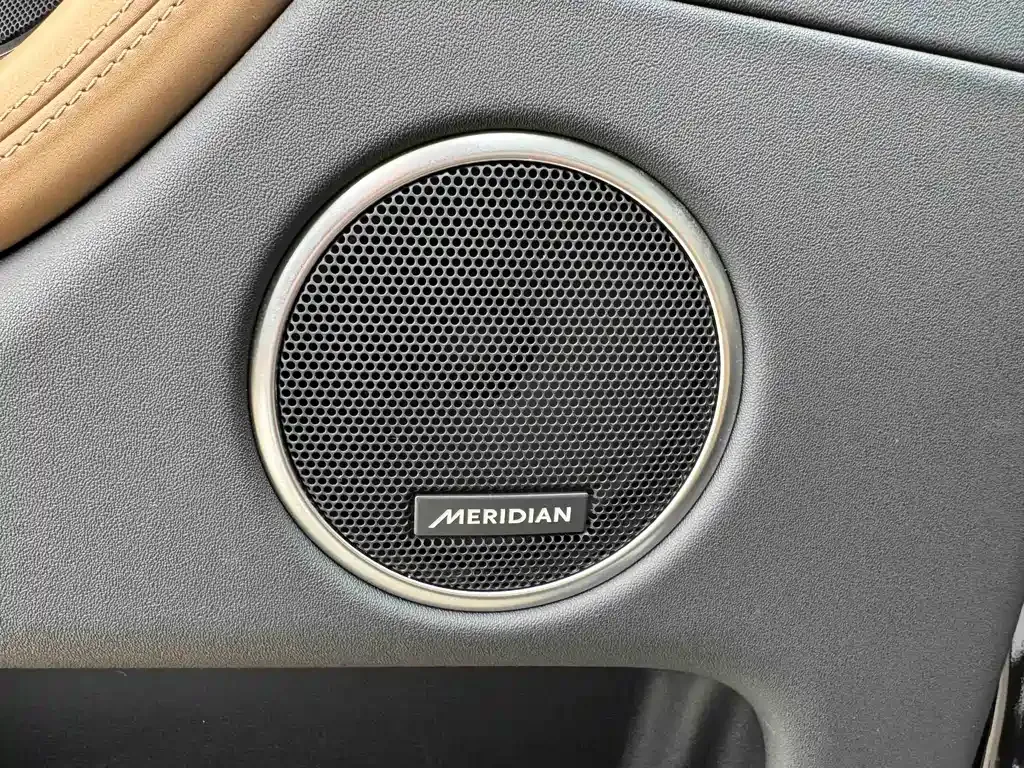 Land Rover Discovery Sport — фото 10