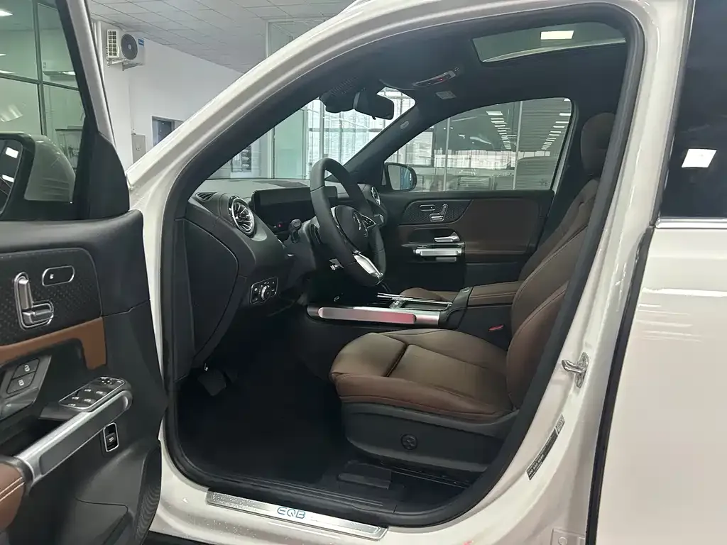 Mercedes-Benz EQB 2026 из CN, фото 9