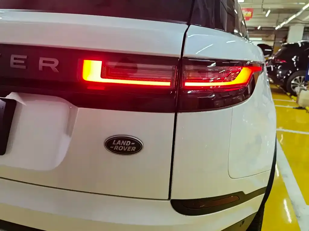 Land Rover Velar — фото 4