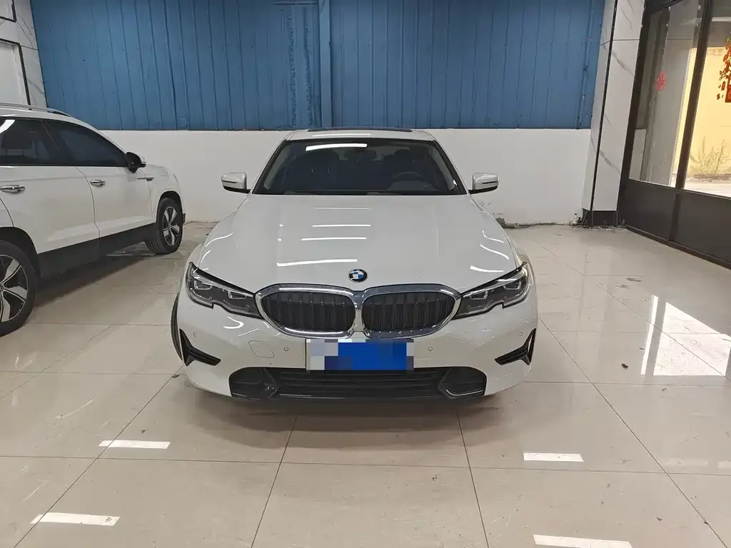 BMW 3 Series — фото 10