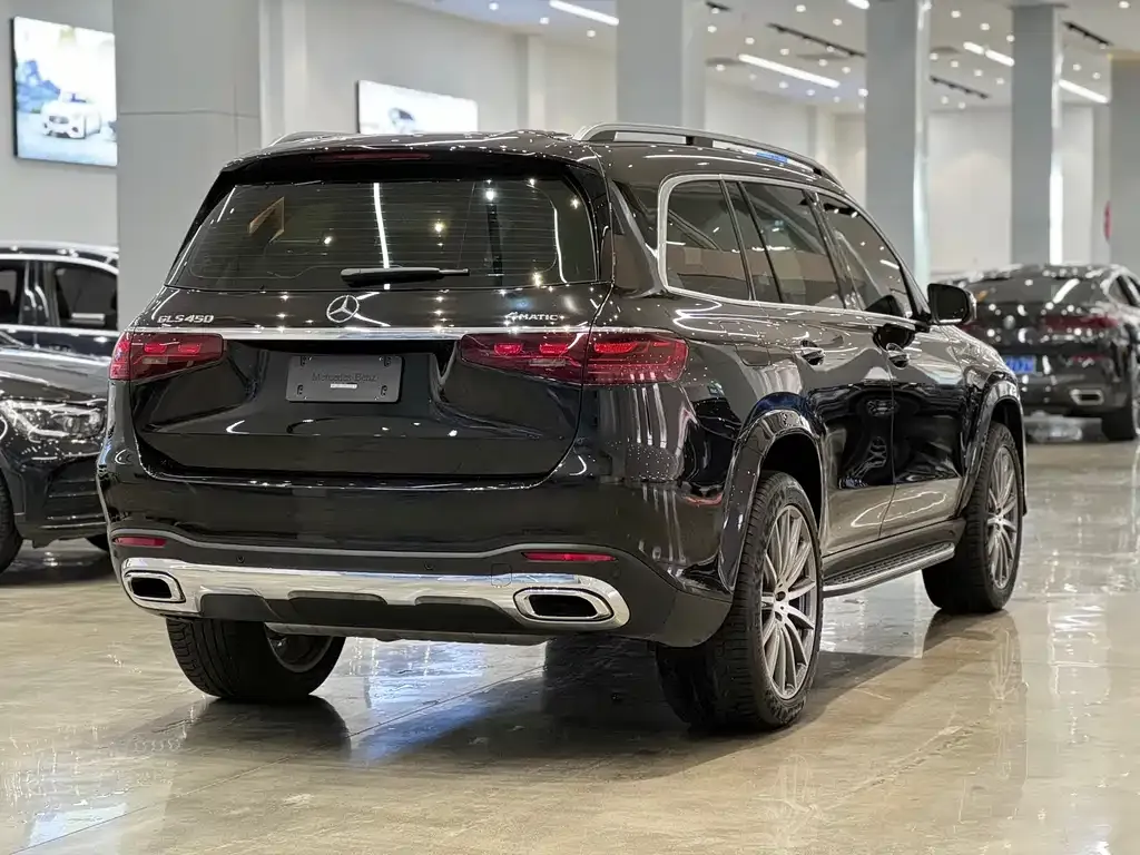 Mercedes-Benz GLS — фото 9
