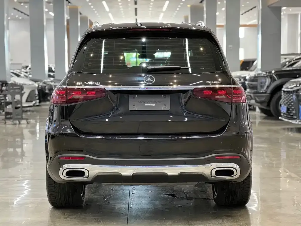 Mercedes-Benz GLS — фото 6