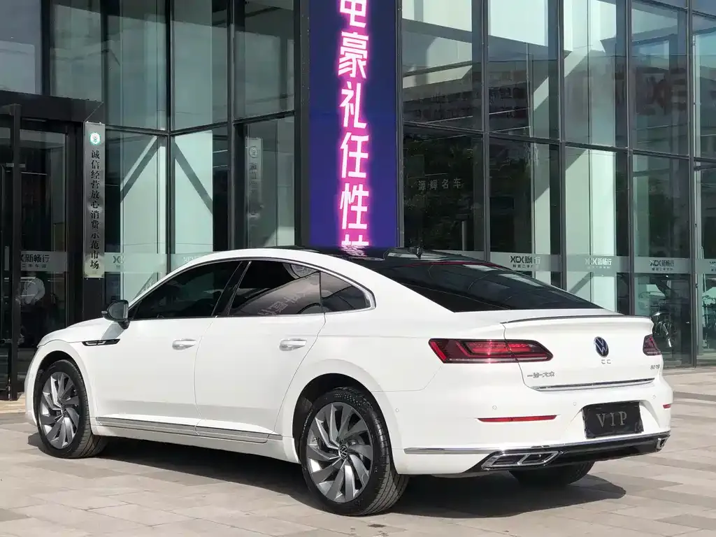 Volkswagen CC — фото 4