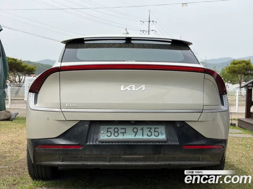 Kia EV6 — фото 2