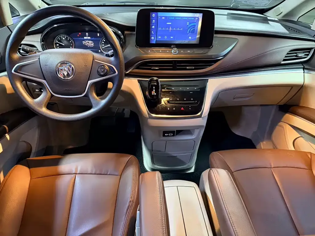 Buick GL8 2023 из CN, фото 5