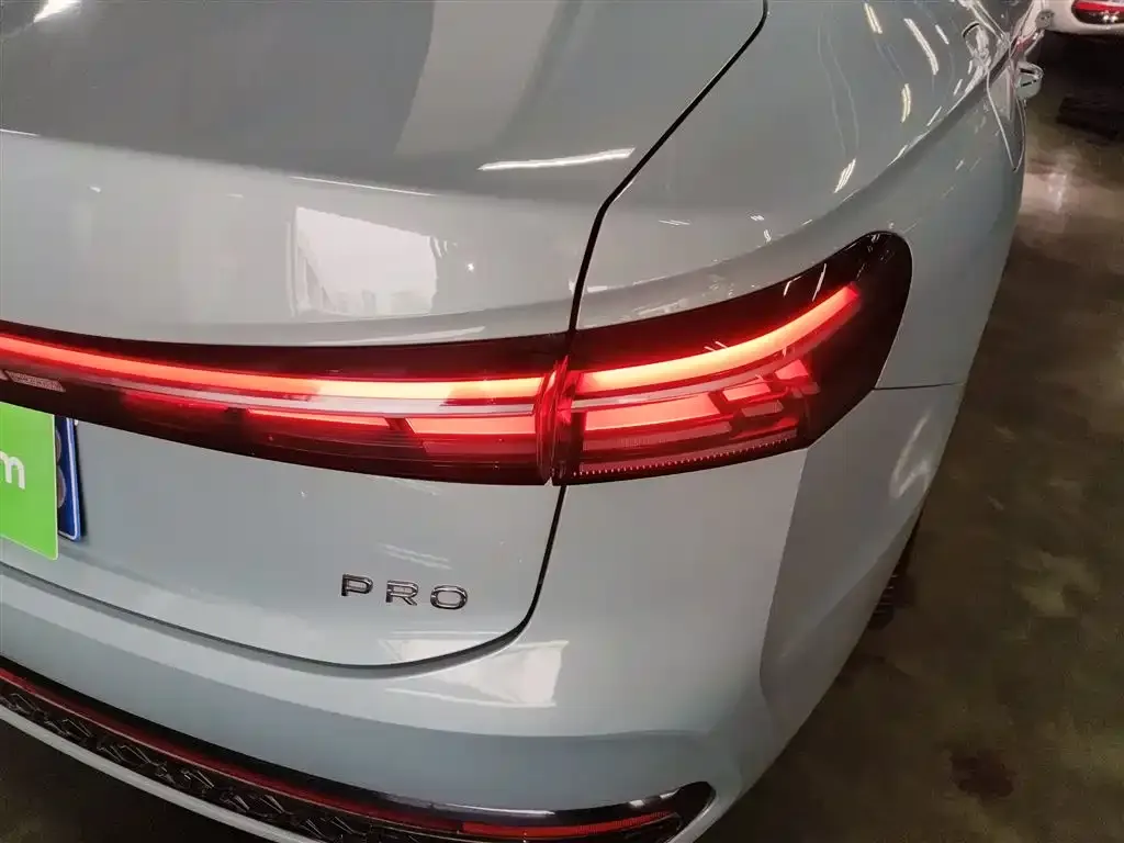 Volkswagen Passat — фото 6