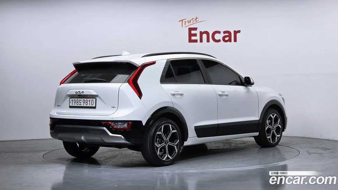 Kia Niro — фото 10