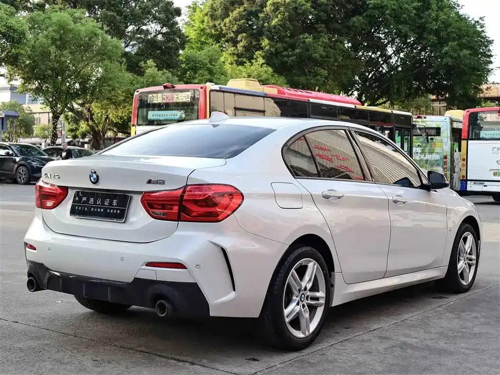 BMW 1 Series — фото 10