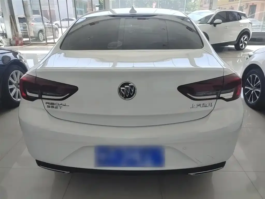 Buick Regal — фото 8