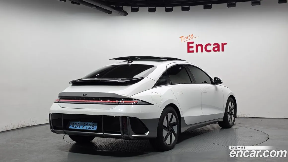 Hyundai Ioniq6 — фото 4