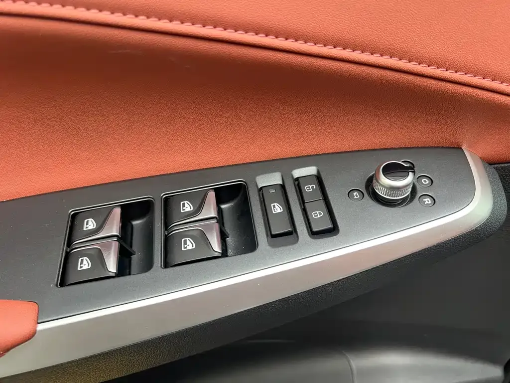 Changan CS75PLUS — фото 9