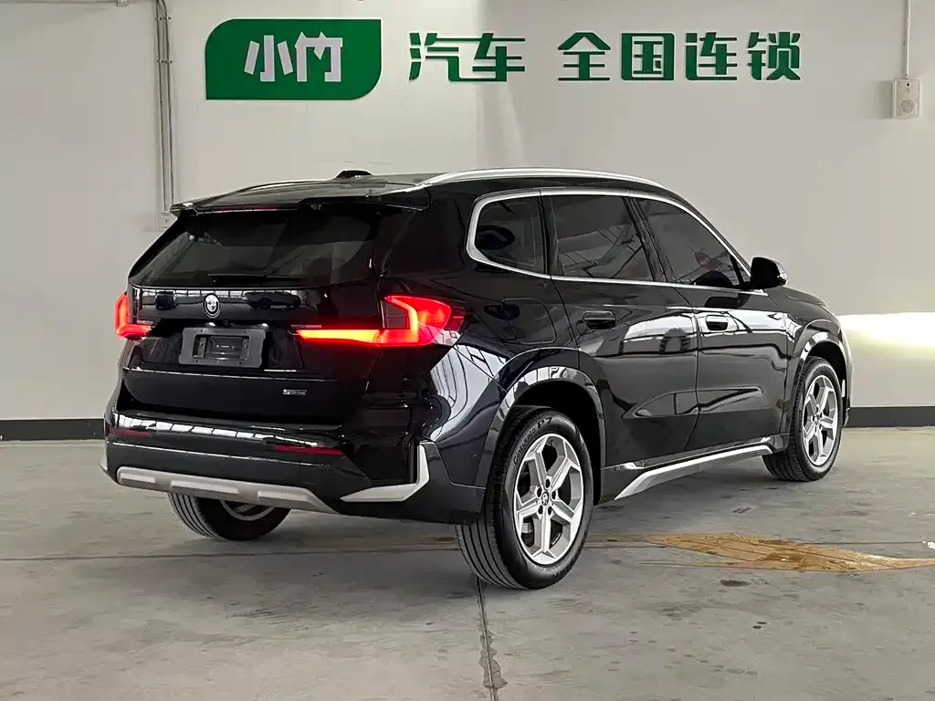 BMW X1 — фото 9