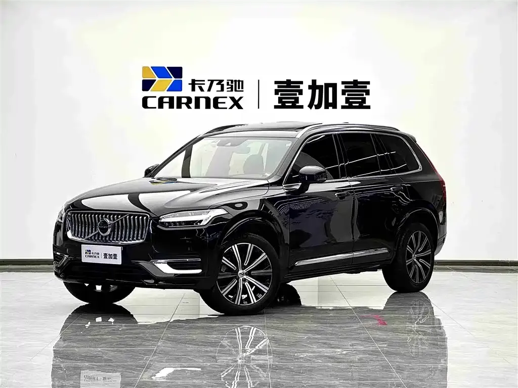 Volvo XC90 — фото 1