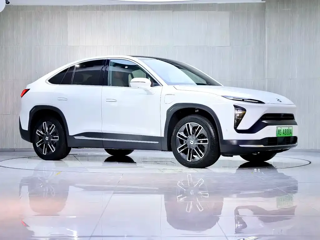 NIO EC6 — фото 7