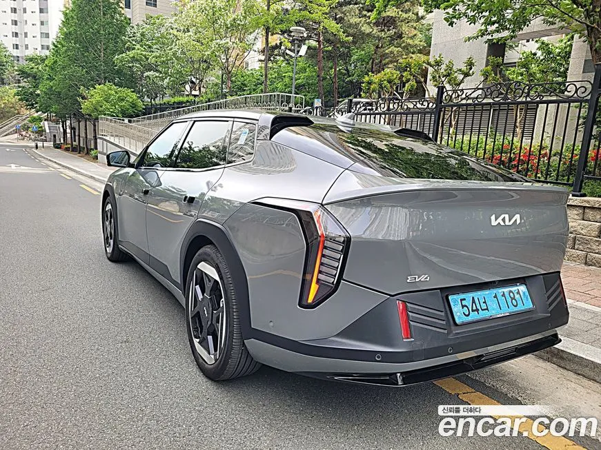 Kia EV4 2026 из KR, фото 8